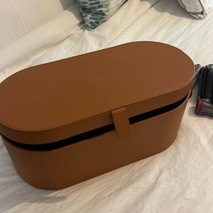 Dyson air wrap case